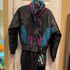 White Fir vtg look Hollofill II Ski Snowsuit